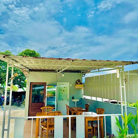 Prasi Sunrise Homestay Toyapakeh Экстерьер фото