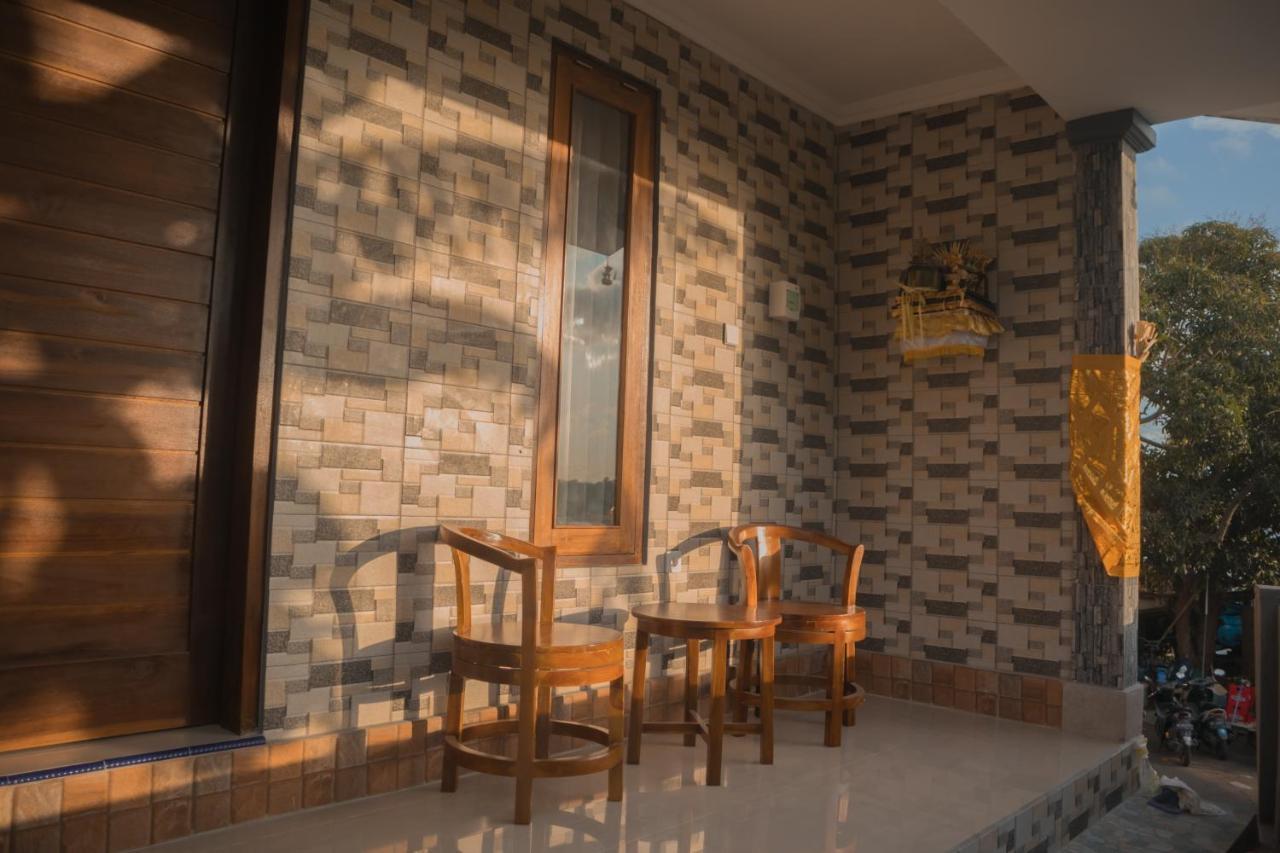 Prasi Sunrise Homestay Toyapakeh Экстерьер фото