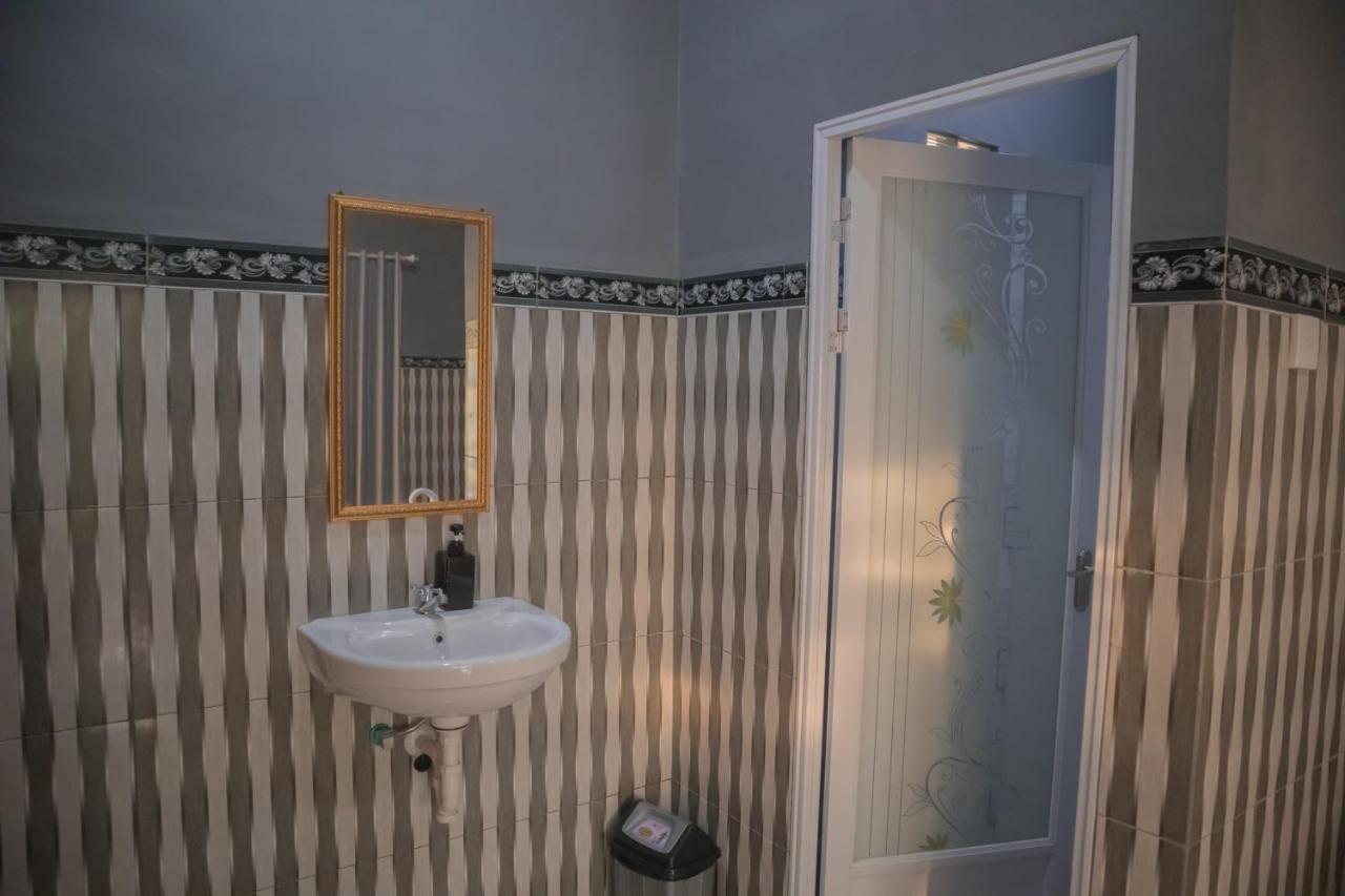 Prasi Sunrise Homestay Toyapakeh Экстерьер фото