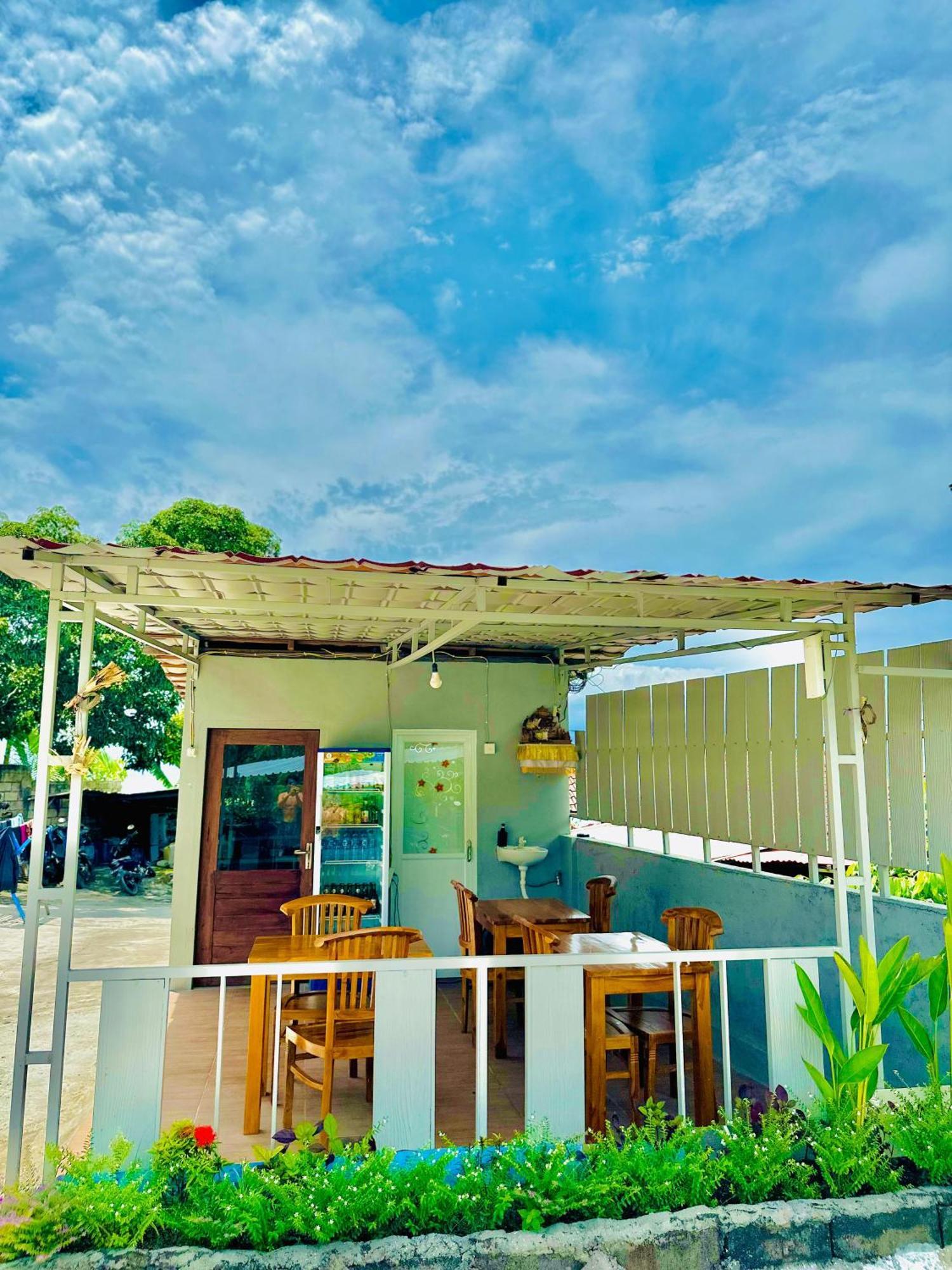 Prasi Sunrise Homestay Toyapakeh Экстерьер фото